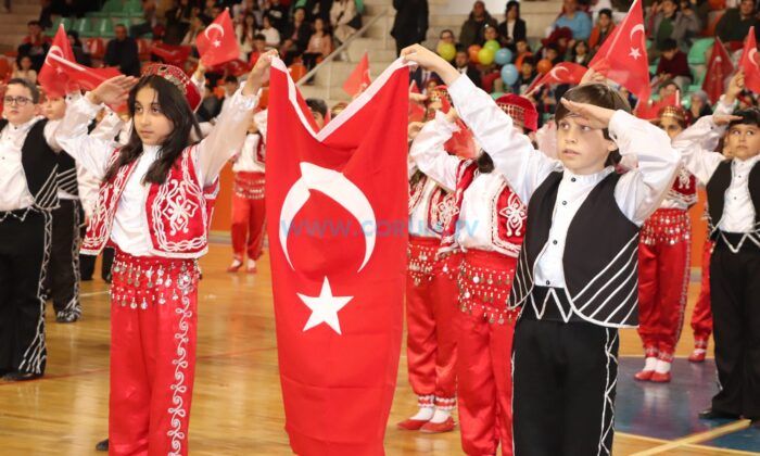 İlk Günkü Coşkuyla