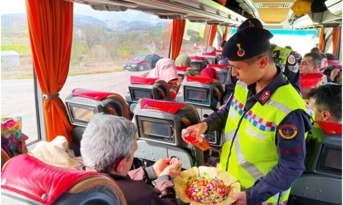 Jandarmadan Emniyet Kemeri Uygulaması