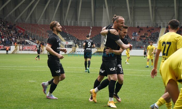 135 Maçlık Tarihin En Gollü Galibiyeti