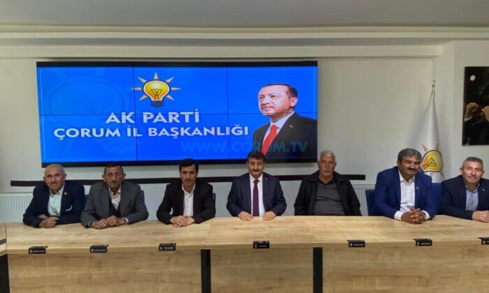 Muhtarlardan AK Parti’ye Destek Ziyareti