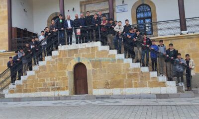 Ortaokul Öğrencileri Türbeleri Ziyaret Etti