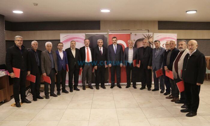 Vali Çiftçi’den Mahalle Muhtarlarına Teşekkür