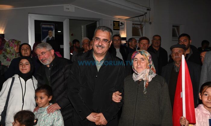 Ahlatcı, Halkın Sorunlarına Duyarlılığıyla Dikkat Çekiyor