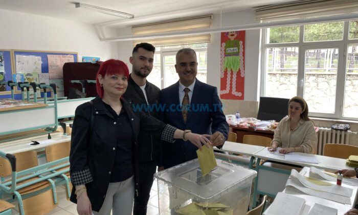 Ahlatcı, Oyunu Kocatepe Ortaokulu’nda Kullandı