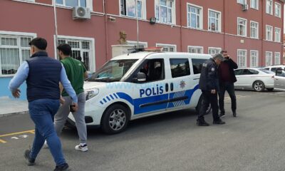 Aranan Üç Kişi Oy Kullanırken Yakalandı