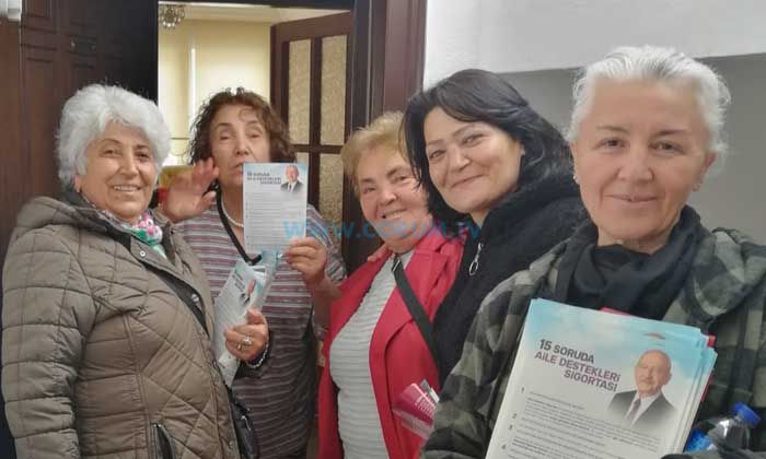 CHP’li Kadınlar ‘Aile Sigortası’nı Anlatıyor