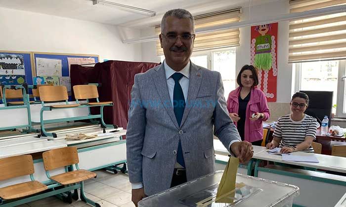 Ahlatcı, Oyunu Kocatepe Ortaokulu’nda Kullandı