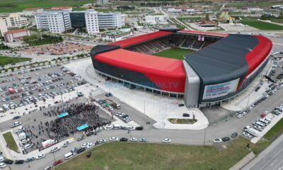 Maçı Dev Ekranda İzlediler