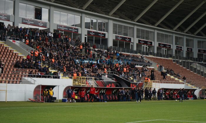 Protokol Tribününe Biletli Girilebilecek