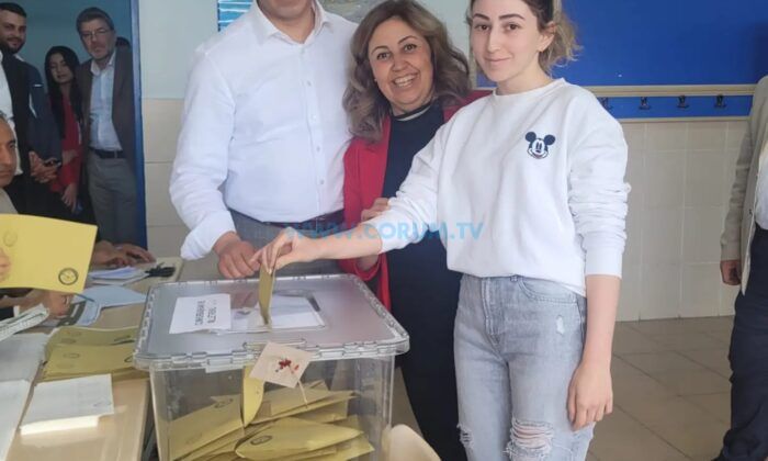 Tahtasız: Her Şey Çok Güzel Olacak