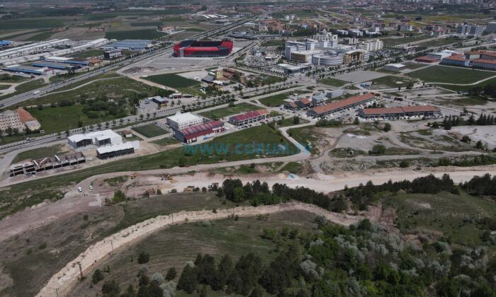 Yeni Sağlık Tesisleri İçin Yeni Yollar Açılıyor