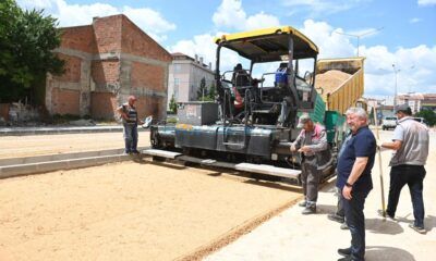 12 Metrelik Çift Şeritli Yol Asfaltlanıyor