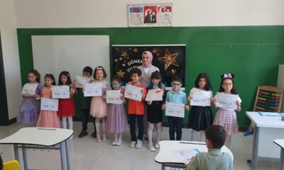 90 Bin Öğrenci Karne Heyecanı Yaşadı