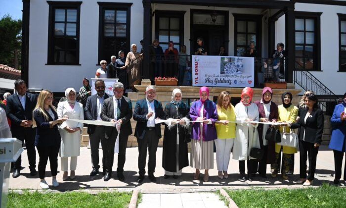 Kadın Emeği Sanata Dönüştü