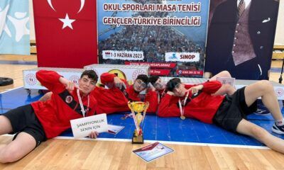 Namağlup Şampiyon
