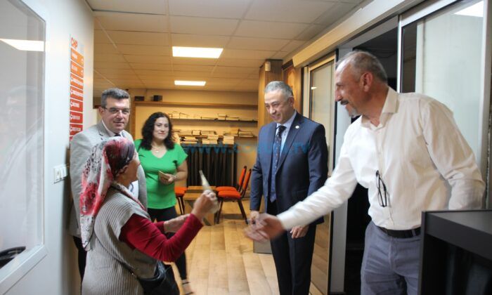 CHP’de Bayramlaşma Programı