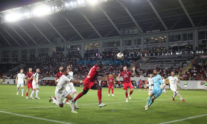 Hazırlıklar Sürüyor