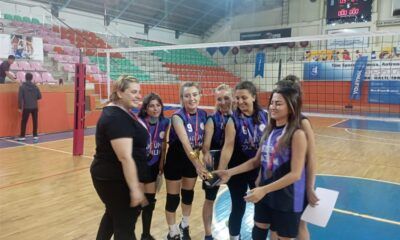 Dört Dalda Kupa Aldılar