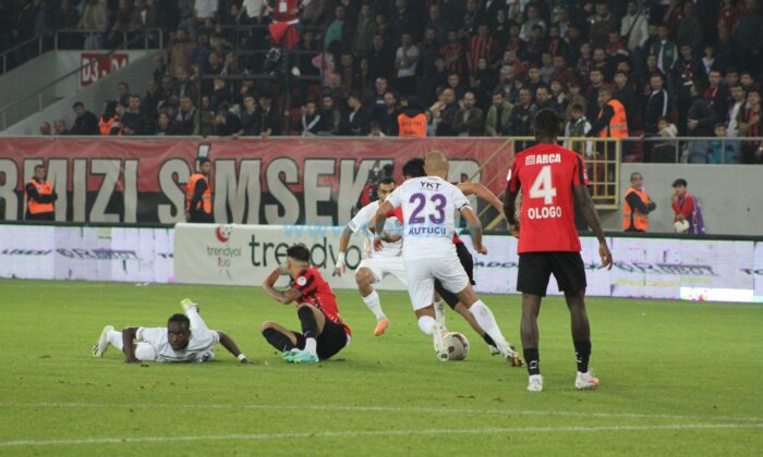 Taraftar Ne İstiyor, Neden Olmuyor?