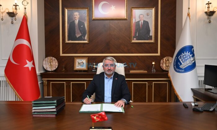 Aşgın: Basın, Demokrasinin Vazgeçilmez Unsurudur