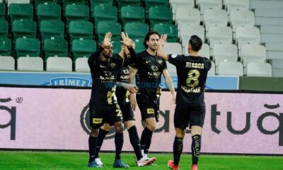 Geraldo hem atıyor, hem de attırıyor!