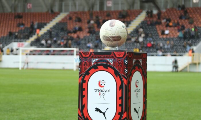 Yönetimden Taraftara Çağrı