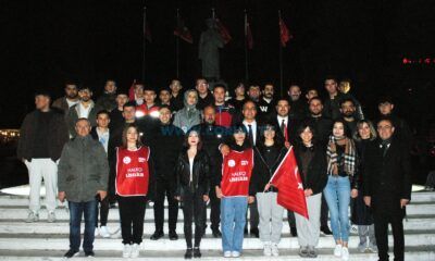CHP’liler, Çanakkale Şehitleri İçin Yürüdü