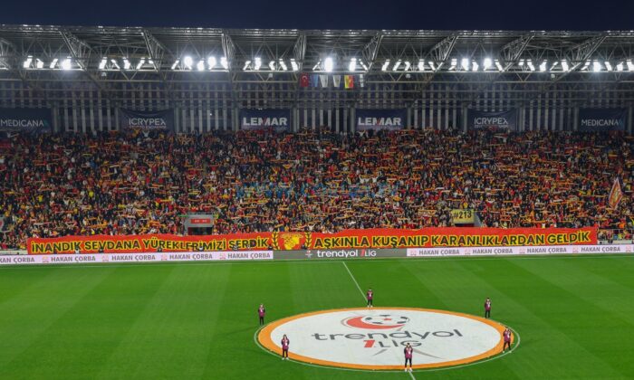 Göztepe Kapalı Gişe Oynayacak