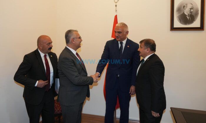 Ahlatcı, Bakan Ersoy’u Ziyaret Etti