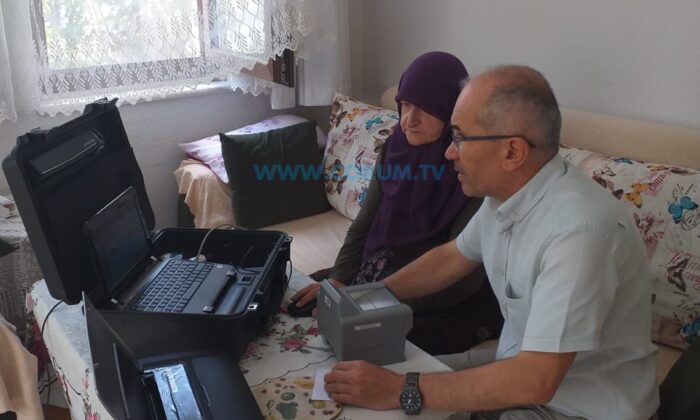 Ulu Çınarların Kimlikleri Yenileniyor