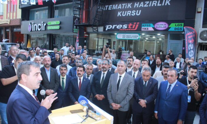 Türkiye Kamu-Sen’in Yeni Hizmet Binası Açıldı