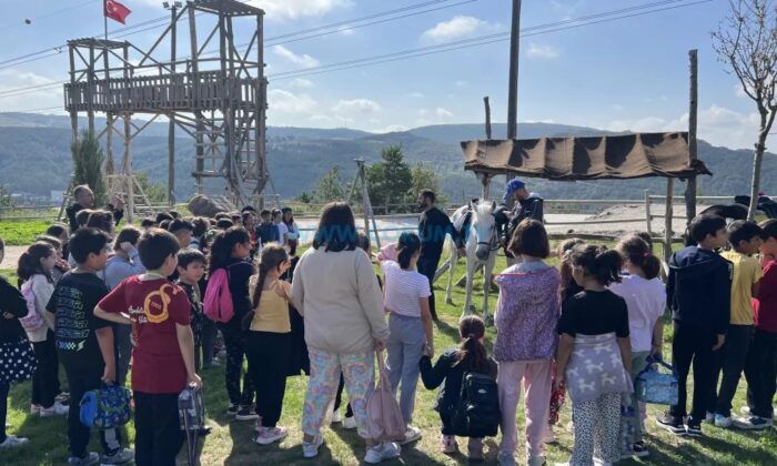 Çorumlu Obası’na Öğrenci Akını