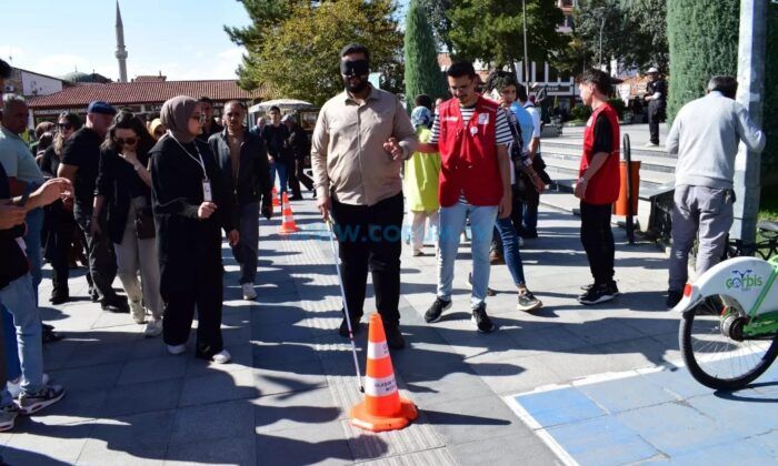 Görme Engellilerden Farkındalık Etkinliği