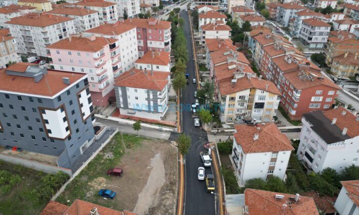 Bahçelievler’de İki Farklı Sokağa Yeni Asfalt