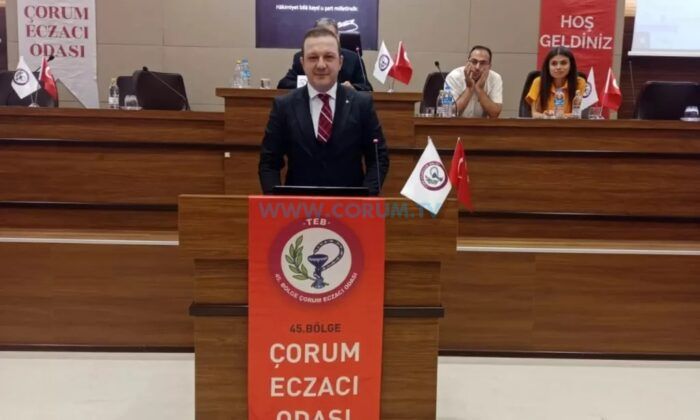 Erol Afacan, Diş Hekimlerini Kutladı