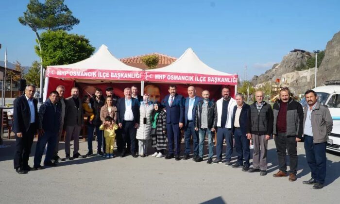 Osmancık’ta MHP’den Üye Kayıt Standı