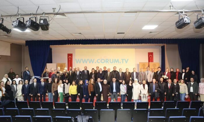 Öğretmen Akademileri Başladı: İlk Ders ‘Şehir ve Mekanlar’