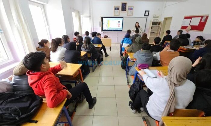 İskilip’te ‘En İyi Narkotik Polis Anne’ Konferansı