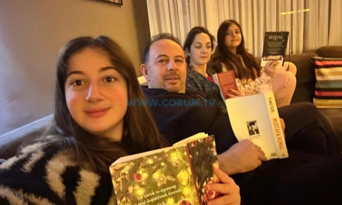 Ekranlar Kapandı, Kitaplar Okundu