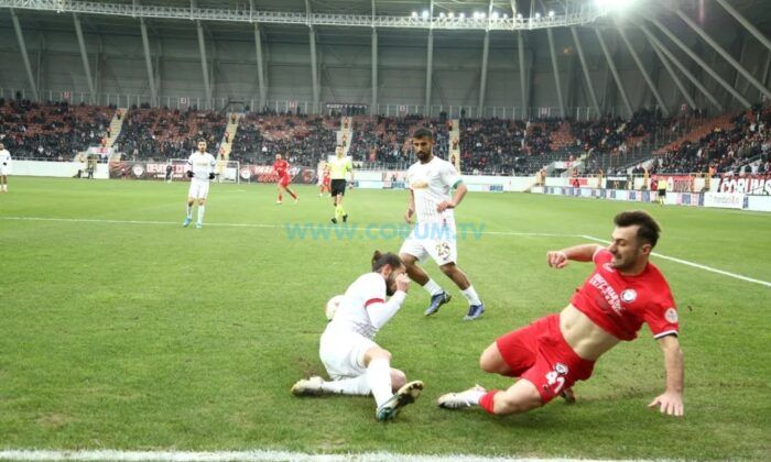 Burak Süleyman Kırmızı Kart Gördü