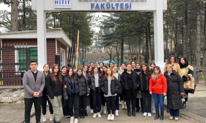 HİTÜ’de ‘Bir Kahve Molası’ Paneli