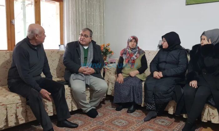 Bayat Belediyesi Ulu Çınarlar Unutmuyor