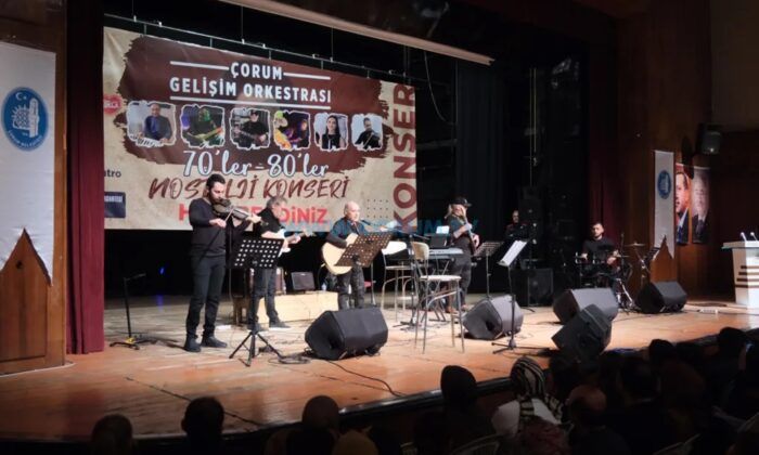 Devlet Tiyatro’da Nostalji Rüzgarı Esti