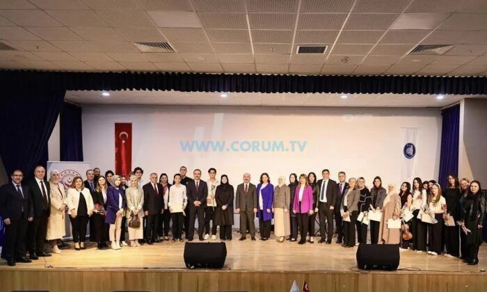 ‘Kadınların Başarılı Olmaları İçin Engeller Kaldırılmalı’