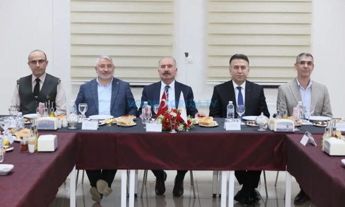 Vali Çalgan, Emniyet Teşkilatıyla Buluştu