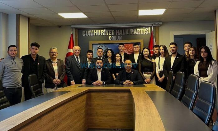 Ekrem İmamoğlu ve Erken Seçim İçin İmza Kampanyası