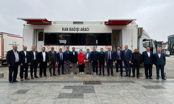 Meclis Üyelerinden Kan Bağışı Duyarlılığı