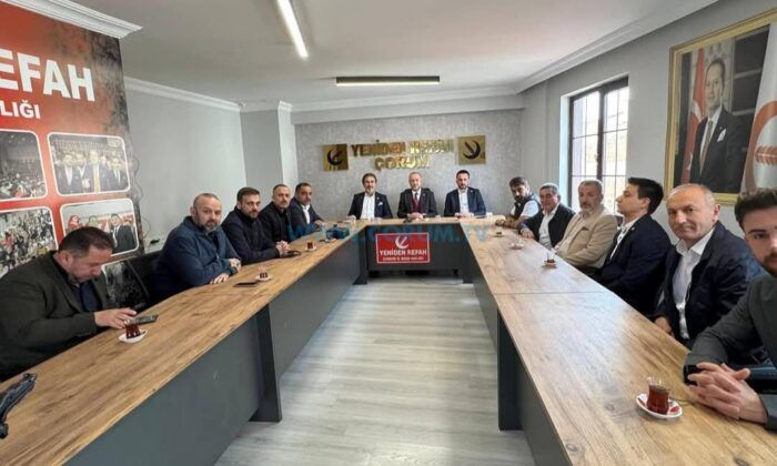 Yeniden Refah Partisi Partide Bayramlaştı