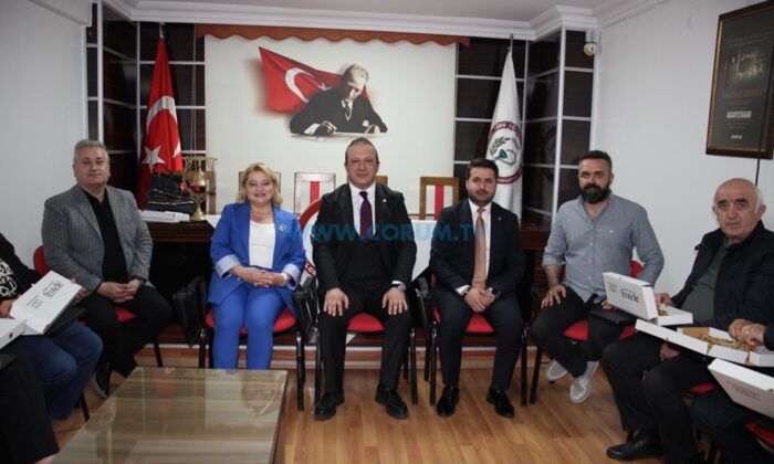 Eczacılar Odası’nda Gelenek Devam Etti