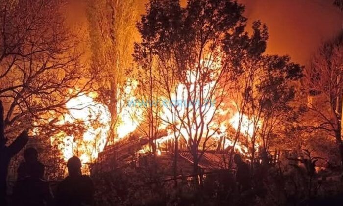 İskilip’te Korkunç Yangın, Evler Kullanılmaz Hale Geldi